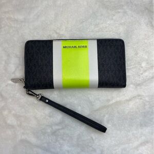 Michael Kors wallet (with wristlet strap)